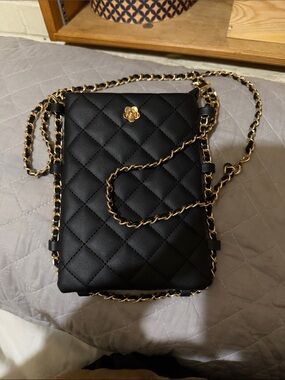 Quilted Black Crossbody Phone Bag with Gold Chain